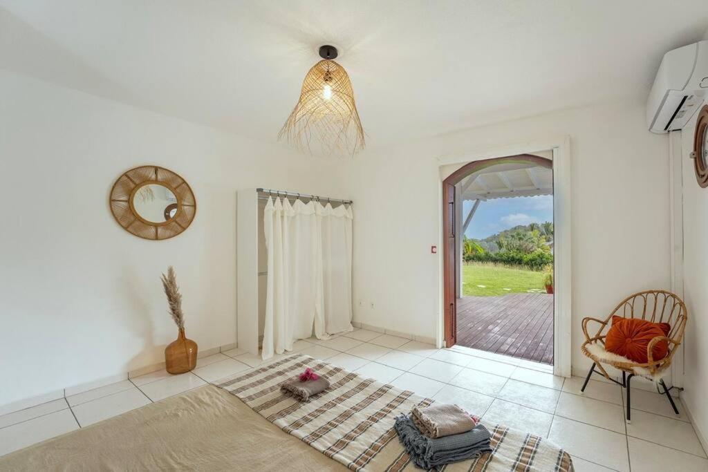 Spacieuse Villa Corossol Avec Piscine Et Jeux Exterieurs Le Gosier  Kültér fotó