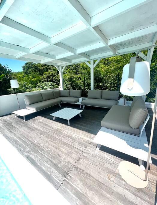 Spacieuse Villa Corossol Avec Piscine Et Jeux Exterieurs Le Gosier  Kültér fotó