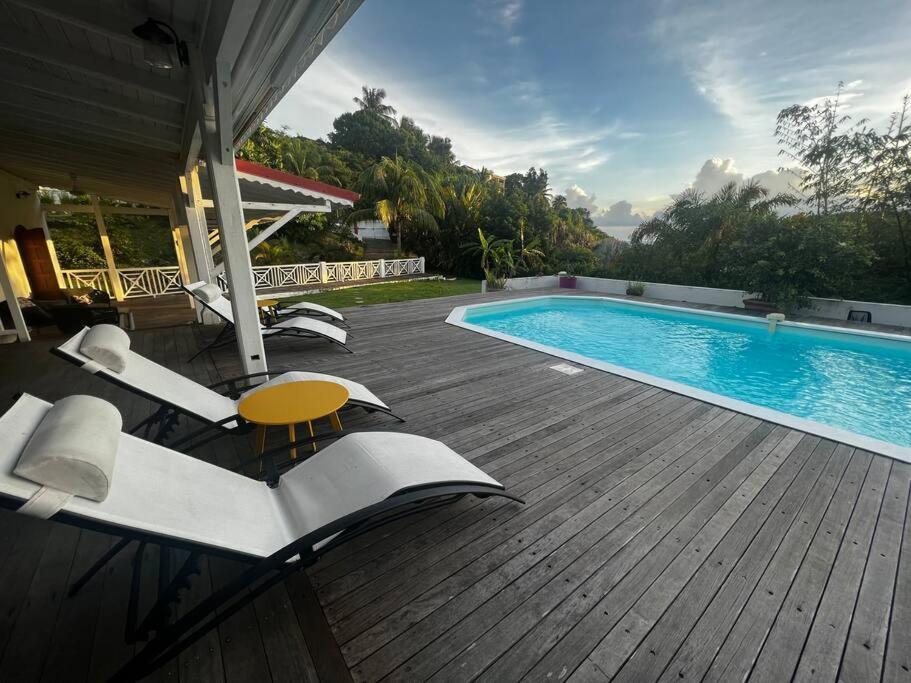Spacieuse Villa Corossol Avec Piscine Et Jeux Exterieurs Le Gosier  Kültér fotó
