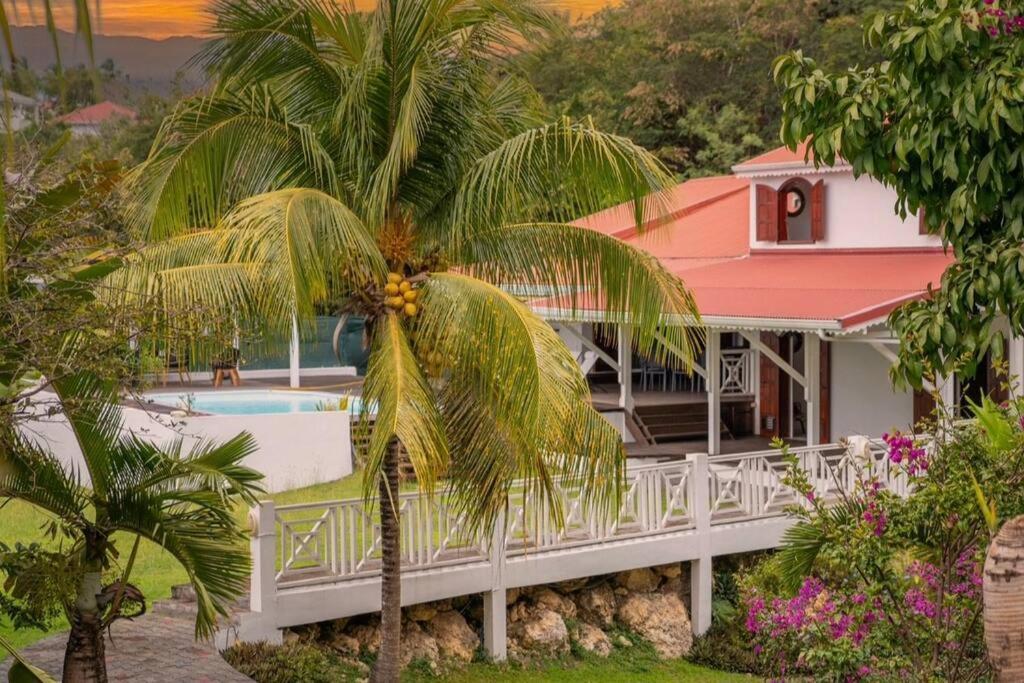Spacieuse Villa Corossol Avec Piscine Et Jeux Exterieurs Le Gosier  Kültér fotó